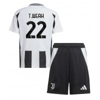 Juventus Timothy Weah #22 Heimtrikotsatz Kinder 2024-25 Kurzarm (+ Kurze Hosen)